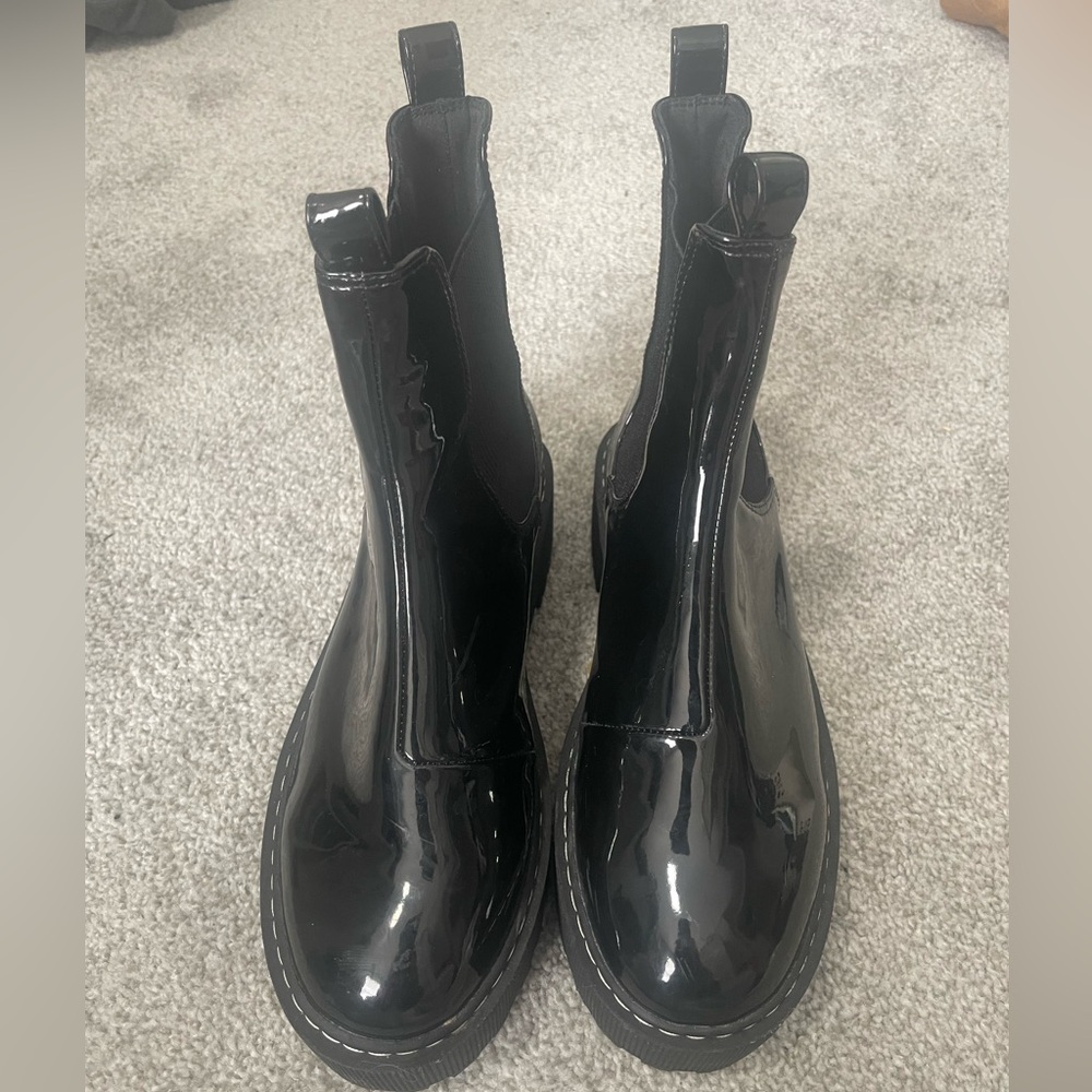 H&M Chunky Chelsea Boot - Picture 2 of 9